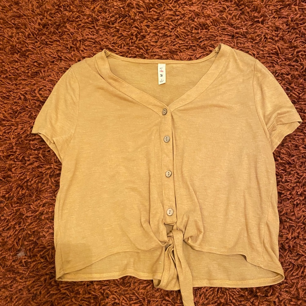 V-neck tee shirt